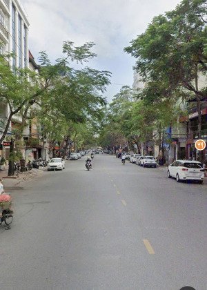 bán nhà mặt phố văn cao vị trí đắc địa, kinh doanh sầm uất, có sẵn hợp đồng cho thuê