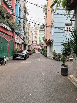 hẻm xe tải phú nhuận chỉ 5.85 tỷ