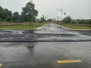 bán đất xuân sơn ngay uỷ ban, tiểu học, đường tỉnh 413 mở rộng dt 100m2, nhỉnh 1 tỷ lh 