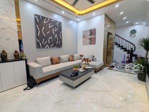 mai động - lô góc - ngõ thông - ô tô lùi cửa - thang máy - full nội thất hoàng gia