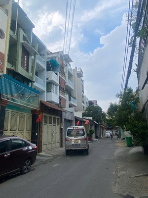 bán nhà mặt tiền khu cư xá bắc hải-dt:4.5x15m, 5 tầng-giá 19 tỷ tl