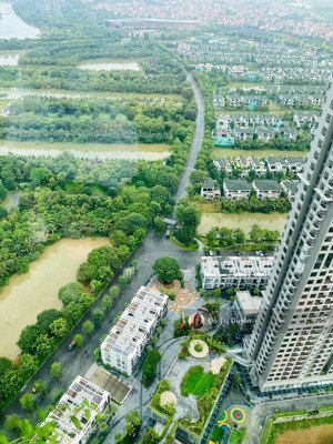 bán 2 ngủ 2 vệ sinh , 60m2 sử dụng - view đảo, đông nam , chung cư sky oasis ecopark