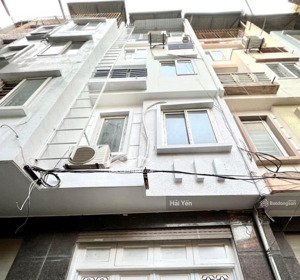 bán nhà yên hòa, cầu giấy 40m2 x 6 tầng, 8 phòng, nhà gần phố 1 ngoặt vào nhà. giá 9,2 tỷ