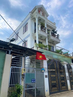 biệt thự ngô chí quốc full nội thất 285m2 thổ cư đường 8m chủ nhiệt bán 18tỷ bớt lộc, pháp lý chuẩn