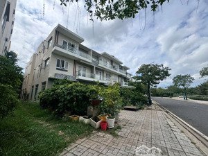 nhà phố góc rio vista q.9 (tp. thủ đức) - view sông, vị trí vàng compound - giá chỉ 18 tỷ!
