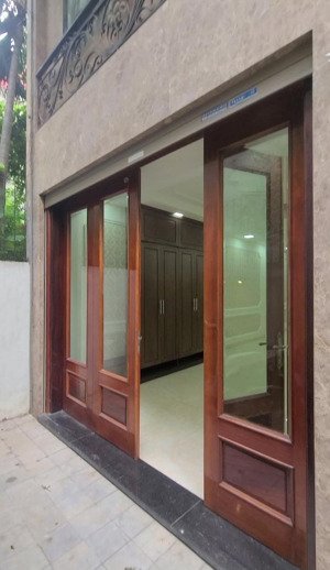 bán nhà liền kề hồ tây - ngõ ô tô - 5 tầng thoáng