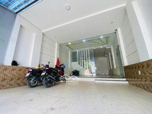 chỉ 9.4 tỷ nhà 3 tầng 5.2x14 ngay bv lê văn thịnh khu an ninh