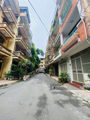 (hạ 3 tỷ) 22.3 tỷ khuất duy tiến 55m2 phân lô, 3 oto tránh đỗ, vỉa hè, kd cty/vo, mt4.5m, 5t, gấp