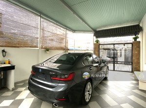 bán căn góc đẹp, đỗ xuân hợp, ngang 10 bề thế, hẻm xe hơi thông, thuận tiện vừa ở vừa kinh doanh