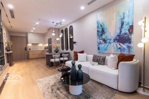 bán căn 72m2 tầng trung đẹp thé charm an hưng. giá bán: 6,25 tỷ