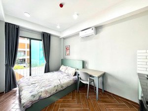 cho thuê phòng 30m2 ban công máy giặt riêng full nt gần chu văn an tiện đi ngã tư hàng xanh