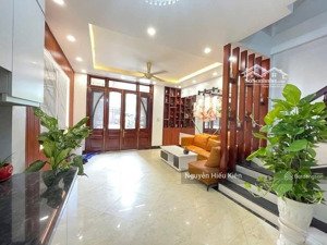 trung tâm văn phú hà đông - nhà 5 tầng mới tinh tươm - thiết kế hiện đại - nội thất xịn - giá 8