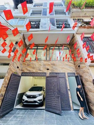 siêu phẩm mặt phố khương thượng - thang máy - 2 thoáng - vỉa hè 2 bên - kinh doanh đỉnh đống đa