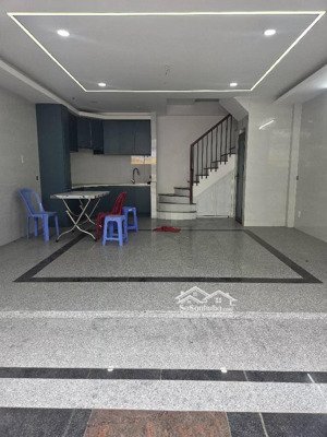 bán nhà mặt tiền kd, tân phú , 44m2, ngang hơn 5m, 4 tầng btct, chỉ nhỉnh 8 tỷ