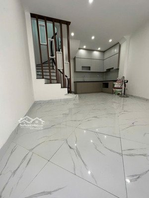 siêu vip yên nghĩa 32m view hồ _5 tầng _ 15m ra oto tránh _ siêu thoáng _không quy hoạch giá 6,3 tỷ