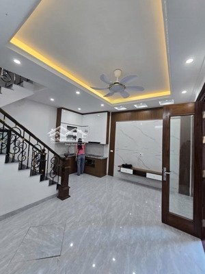 thuỵ phương - 2 nhà ra mặt phố vỉa hè ô tô tránh, ô tô đỗ cổng, nhà mới ở ngay, chỉ hơn 7 tỷ