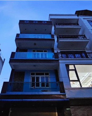 nhà phân lô vỉa hè - 2 thoáng mát - dân xây - cho thuê giá cao khu man bồi - gốc găng - ba la - hđ