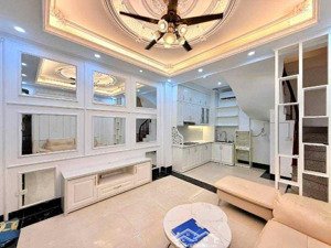 chính chủ bán nhà riêng -35m2 - pháo đài láng -ngõ thông