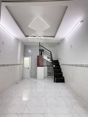 tân bình, nhà lý thường kiệt, p9, giáp q11, đi lại thuận tiện, nhà nhỏ cho gia đình nhỏ