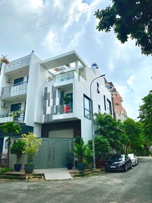 nhà góc 2 mặt hẻm 9m đặng thùy trâm, dt: 4x17m. trệt 2 lầu st. 4pn. 3wc.