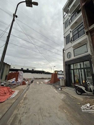 bán nhà đẹp mới (52m2) 4pn - hxt tránh 10m ra kinh dương vương ở ngay -chỉ : 7.6 tỷ shr