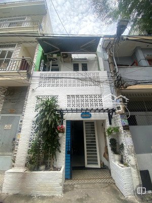 bán nhà chính chủ diện tích 4x11.5m nở hậu tài lộc. vị trí vàng tại tân phú giá 4.850 tỷ