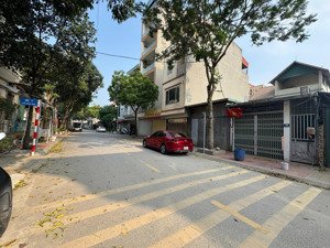 đất đẹp hiếm giá rẻ đường to kinh doanh tốt phố quán tình dt 63.4m2 . giá 15.6 tỷ