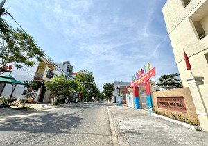 hàng hiếm 3 lô liền kề 300m đường 7m5 hoàng bình chính ngay biển non nước, gần ub phường hòa hải