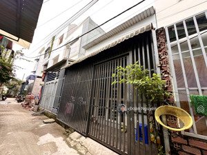 nhà shr trệt lửng 58m2 khu đồng bộ tl26 cực đẹp, hàng xóm đã xây hàng loạt, 500m ra ngã 4 ga kề gv