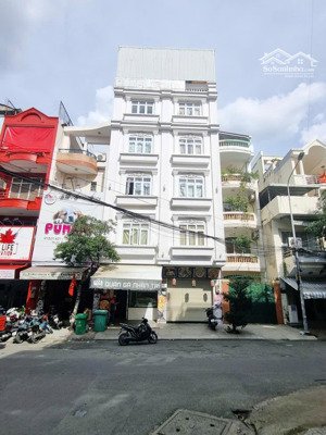 toà nhà mặt tiền miếu nổi ngay phan xích long, dt : 8x19m, 6 tầng thang máy , 31 phòng , 37.9 tỷ tl