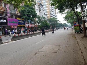 mặt đường lạc long quân - 300m2, 5 tầng (5 nhà thông sàn) mặt tiền 16m