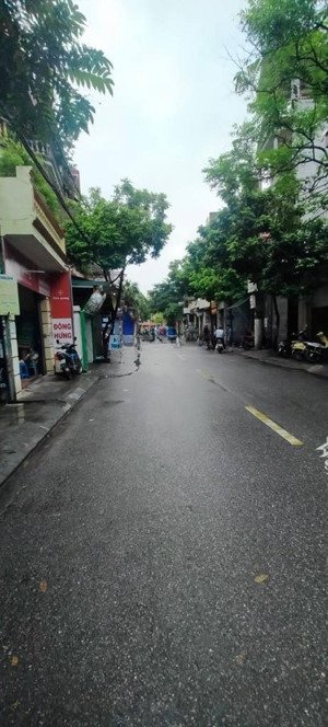 bán nhà mặt phố hoa lâm, 22,3 tỷ, 100m2, mặt tiền 4m, pháp lý đầy đủ, long biên, hà nội