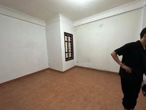 cho thuê 2 căn liền kề trần hữu dực 4 tầng oto đỗ full điều hoà