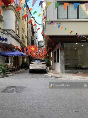 phân lô huỳnh thúc kháng nguyên hồng. 40m2 x5t. giá hợp lý . chỉ 18.2 tỷ có thương lượng