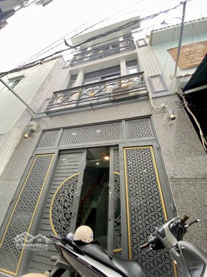 nhà 4.5x10.8m 1 trệt 2 lầu st 5pn 5wc full nội thất hẻm 373 lý thường kiệt