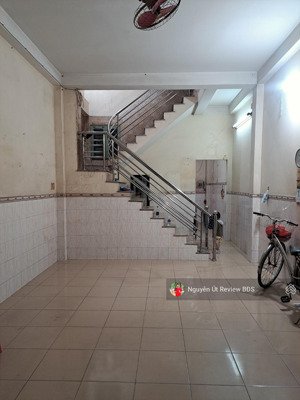 hiếm - nhà mặt tiền khu vip tên lửa - 3 lầu - 4pn- tiện sửa mới - 8.25 tỷ tl