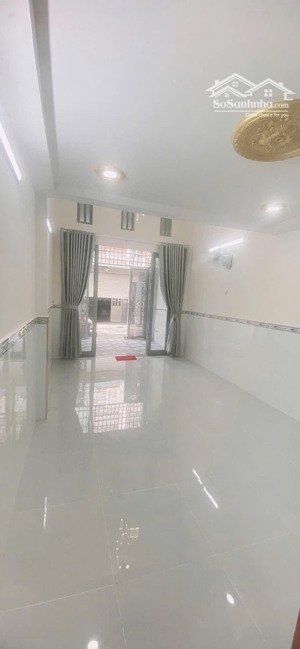 bán nhà 2014 có số nhà quận, 3.5x14m, đúc thật bán 2tỷ350, tl