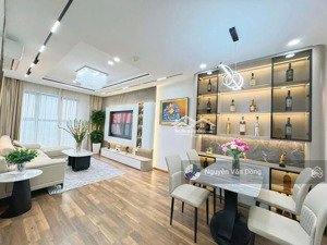 giá tốt nhất goldmark city, nhà tôi cần bán căn hộ đẹp, sẵn sổ đỏ, nội thất tặng lại đầy đủ đồ đẹp