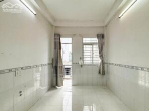 Thành Thái Quận 10 - Hẻm Xe Tải - 6PN - Tiện Ở Cho Thuê - Nhỉnh 10 Tỷ