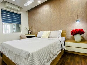 bán căn hộ 95 m2 sunrise city south giá 8 tỷ 200