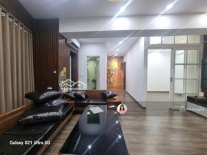 cần bán ch 82m2 tòa ct5 kđt xa la, hà đông. căn 3n2wc giá thương lượng