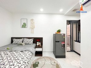 phòng full nội thất xịn xò ngay chợ bà chiểu