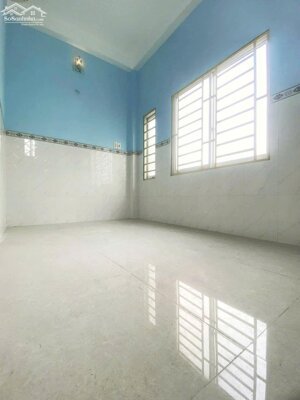 2.5 tỷ - Nhà 3 tầng kiên cố - 2PN 3WC - SHR