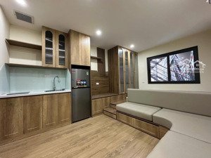 toà chdv kim mã, 20m ra phố, 2 thoáng trước sau, xây mới, dt 750tr/năm, 68m*7t, pccc, thang máy