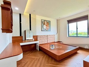 bán nhà 3 tầng mới full nội thất cạnh gần bệnh viện đa khoa, gần trung tâm hành chính. giá 8.650 ty