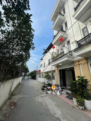 nhà đẹp 4 tầng ngõ ô tô tránh gần công viên đang triển khai tại vân tra an đồng full nội thất