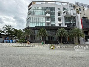 toà nhà góc 2 mặt tiền bát nàn, thạnh mỹ lợi, q2 - hầm 7 tầng - tổng dt sàn 2600m2. giá 448tr/th