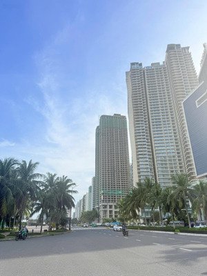 bán 5 lô đất biển dt khủng 1647m2 góc 2 mặt tiền đường loseby & võ nghĩa, cách bãi tắm mỹ khê 50m