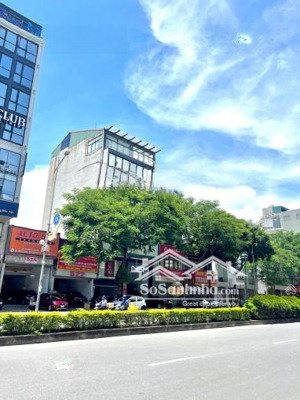 nguyễn văn cừ - long biên, sđcc, 450m, mặt tiền 20m, kinh doanh, vị trí đắc địa.