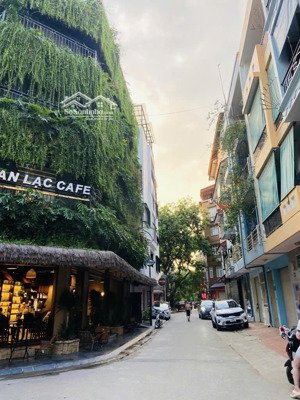 nhà liền kề văn quán 2 mặt phố, kinh doanh, ô tô tránh, vỉa hè, 69m2; 4 tầng, mt 4,6 m, giá 18,5 tỷ